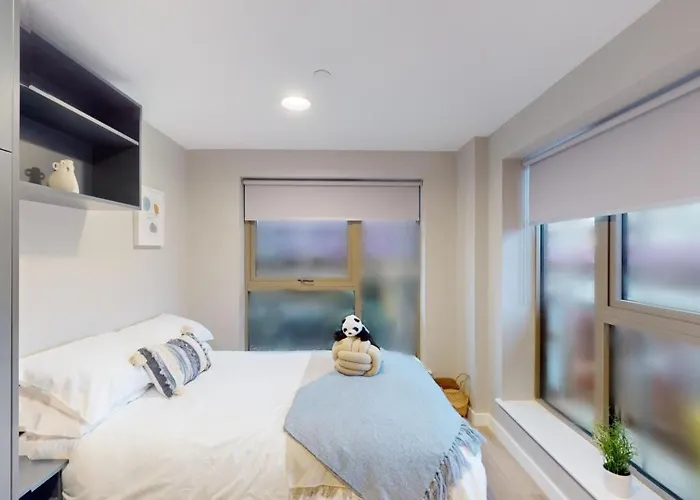 Апартаменти Modern And Bright At Exchange Court For Students Only Лідс